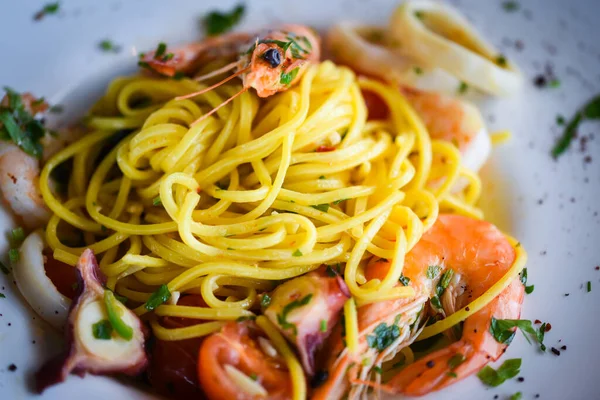 Délicieux Spaghettis Italiens Aux Fruits Mer Frais Épices — Photo