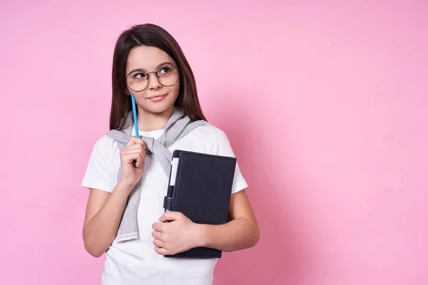 Young Beautiful Cute Caucasian Brunette Schoolgirl Glasses Thoughtfully Puzzled Holds — Stock Photo, Image