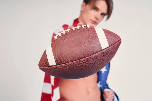 Close Male Athletic Sexy Guy Naked Torso His Shoulders American — Stock Photo, Image