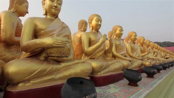 Boeddha Dhamma Park Memorial belang van het boeddhisme in Thailand. — Stockvideo