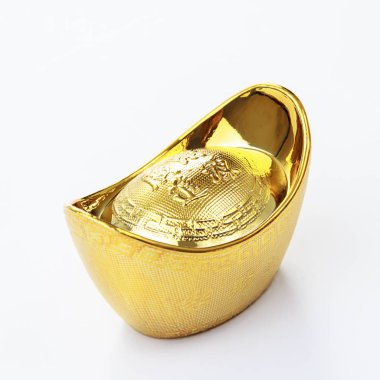 Beyaz arka plan üzerine bir Çin Altın külçe görüntüsünü kapatmak