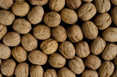 Ceviz arkaplan. Kabuklu ceviz. Üst görünüm.