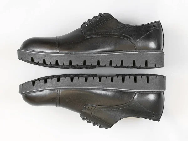 Par Sapatos Masculinos Isolados Branco — Fotografia de Stock