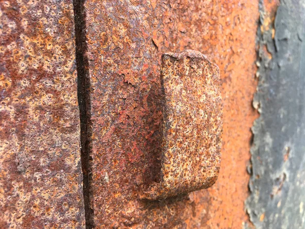 Železná povrchová rez. Rusty metal sheet, old grunge metal texture u — Stock fotografie