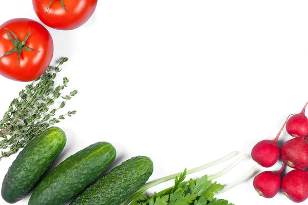 Свежие красочные органические овощи, захваченные сверху (вид сверху) , — стоковое фото