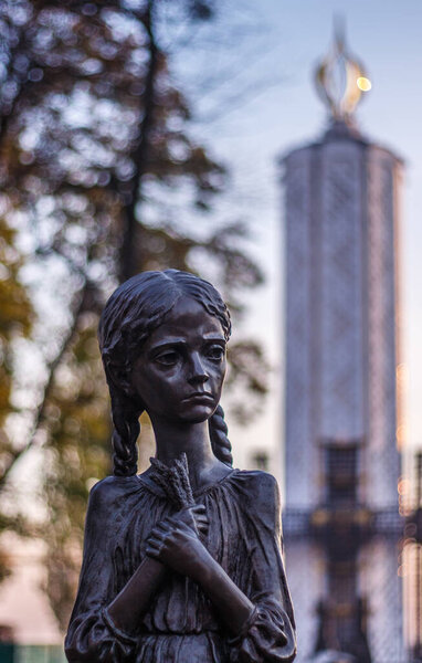 Мемориал жертвам Голодомора - национальный музей Украины и центр мирового уровня, посвященный жертвам Голодомора 1932-1933 гг.
.
