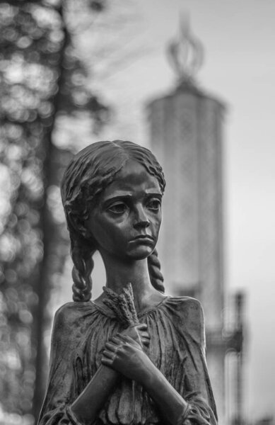 Мемориал жертвам Голодомора - национальный музей Украины и центр мирового уровня, посвященный жертвам Голодомора 1932-1933 гг.
.