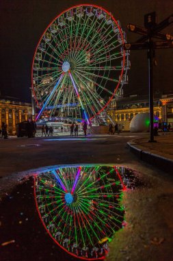 Gece Kiev. Kenarından yürü. Kontrat bölgesi. Kiev. Ukrayna. 01 / 25 / 2020