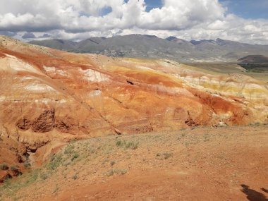 Batı Sibirya 'nın güneyindeki Altai dağlarındaki Mars vadisi Rusya' da.