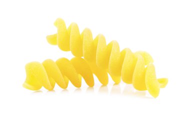  Makarna beyaz arkaplanda izole edildi