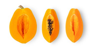 Papaya dilimi beyaz arka planda izole edilmiş. Üst görünüm