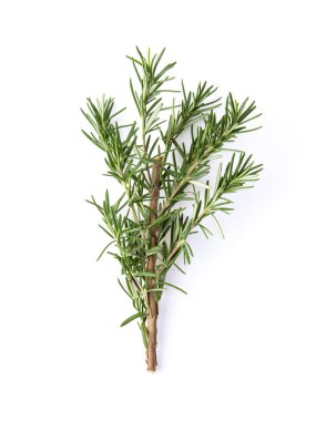 Beyaz arka plan üzerinde üstten görünüm izole taze biberiye.