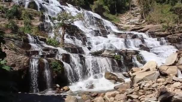 Wideo Wspaniałych Wodospadów — Wideo stockowe