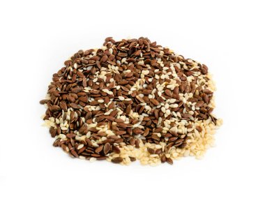 Beyaz izole keten ve susam tohumu