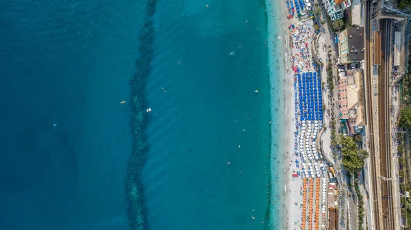 Monterosso al Mare 'nin yukarıdan görünüşü, Cinque Terre, İtalya — Stok fotoğraf