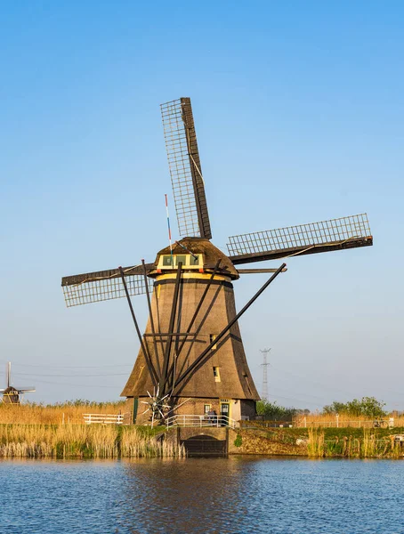 Famosi mulini a vento a Kinderdijk, vicino Rotterdam in Olanda — Foto Stock