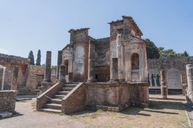Pompei, İtalya - 10 Ağustos 2019: Pompei 'deki tapınak kalıntıları
