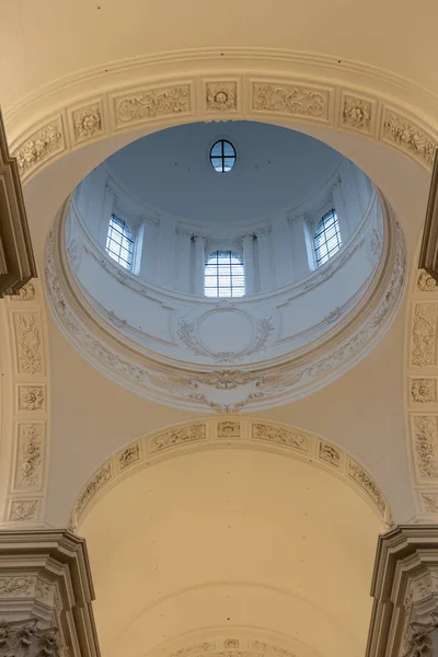 Vista Alza Cúpula Iglesia Colegiada Kollengienkirche — Foto de Stock