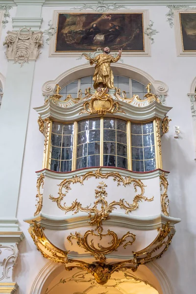 Púlpito Decorado Con Rococó Floral Dorado Dentro Iglesia Abadía San — Foto de Stock