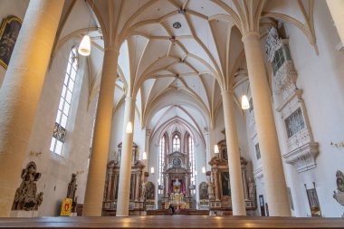St. Peter ve Johannes der Taufer Stiftskirche 'in sıralarının üzerinde görünüm yok