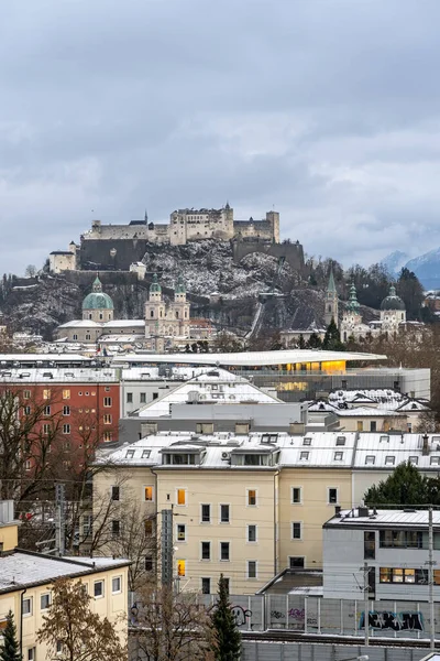 Festung Hohensalzburg Och Salzburg Katedralen Skymningen Vintern — Stockfoto