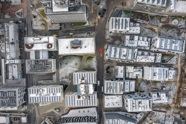 Εναέρια Drone Shot Άποψη Του Κτιριακού Συγκροτήματος Ηλιακούς Συλλέκτες Στην — Φωτογραφία Αρχείου