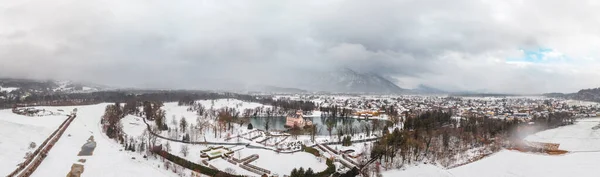 Luftaufnahme Des Wasserschlosses Schloss Anif Künstlichen Teich Salzburger Stadtrand Bei — Stockfoto