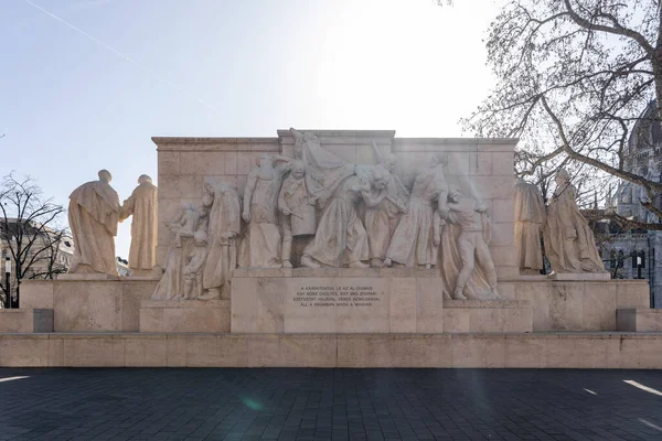 Budapeste Hungria Fevereiro 2020 Completo Complexo Estátuas Calcário Monumentos Praça — Fotografia de Stock