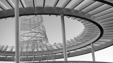Çatı inşaatı, gökyüzü manzaralı güney ülkeleri için mimari desen.