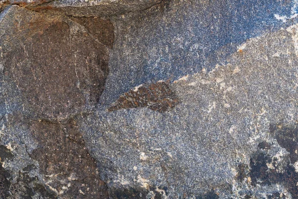 Doğal kaya granit doğal kaya granitinin dokusu, kuvars ve mika içeren manyetik yapı ve erozyon ve oksit izleri..