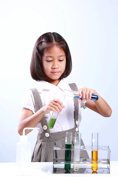 Student  working with   test tubes — Stock Photo, Image