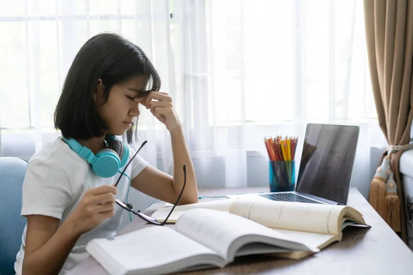 Asian Girl Eye Strain Tension Blurry Vision Problem Studying Homework — Stock Photo, Image