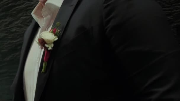 Наречений Куртці Близько Платні Нареченого Весільна Концепція — стокове відео