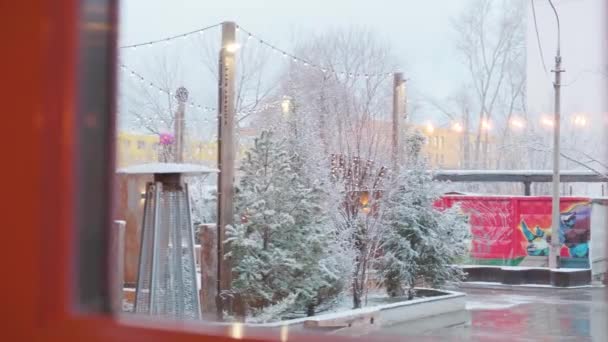 Pohled Okna Zimní Nádvoří — Stock video