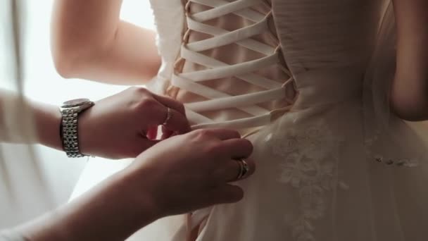 Lacer Une Robe Mariée Close — Video