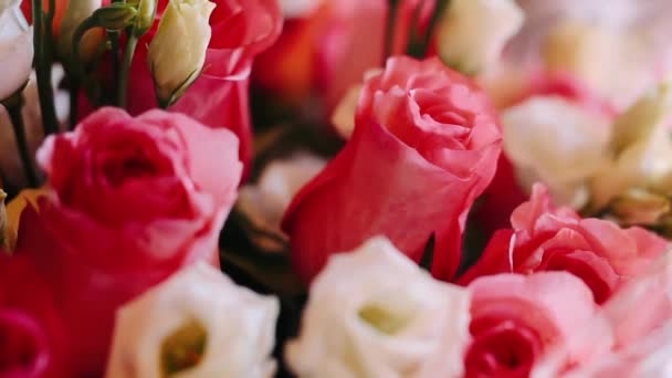 ピンクのバラ巨大な花束非常に美しい — ストック動画