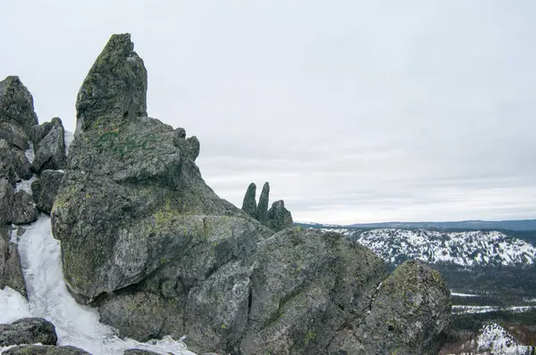 Harsh Winter Ural Rocks — ストック写真