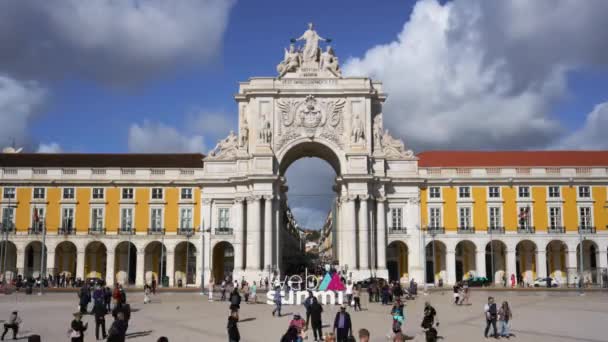 LISBON, PORTUGAL - NOVEMBER 05 2019: timelaspe Commercial square at Lisbon city center in time of Web Summit 2019 — Stock Video