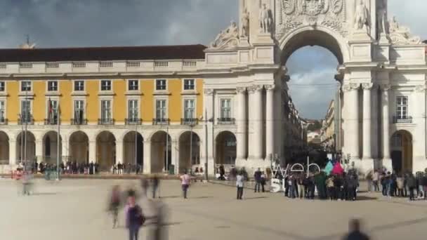 Lissabon, Portugal - november 05 2019: timelaspe Kommersiella torget vid Lissabons centrum i tid för Web Summit 2019 — Stockvideo