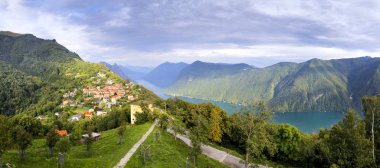 Lugano Swito 'daki Monte bre' den panoramik resim