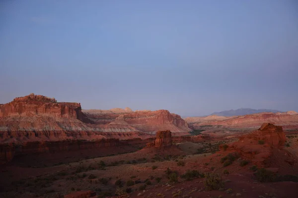 Panoramic picture of capitol reef national park at dawn in summer — Stok fotoğraf
