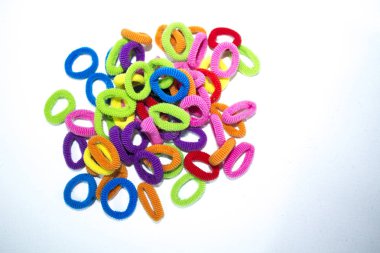 Renkli saç bantları