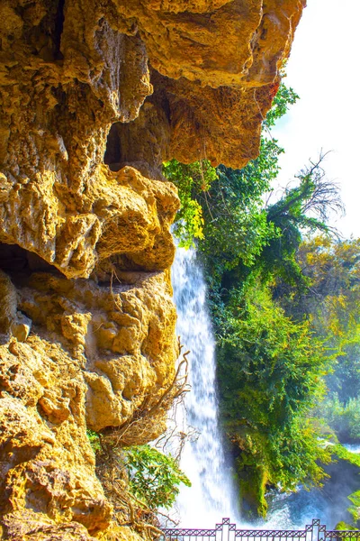 Grèce Belle Cascade Cascade Éclaboussures Rochers — Photo