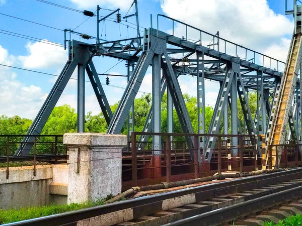 Železniční Most Kovu Nýtech — Stock fotografie