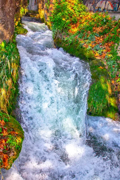 Гірська Річка Водоспад Каскаду Бризки — стокове фото