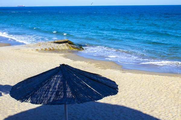 Yaz Kumsal Şemsiyeleri — Stok fotoğraf
