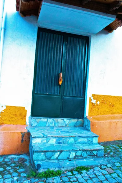 Antigua Puerta Madera Vintage Con Adorno — Foto de Stock