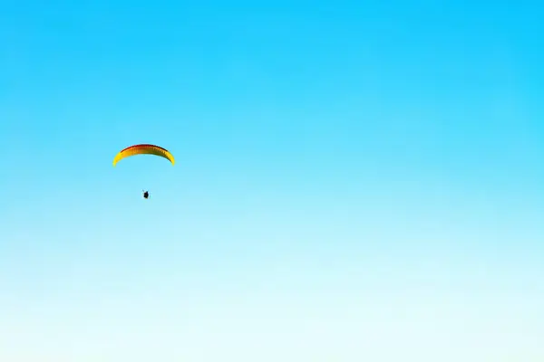Parachutiste Parachute Mer Littoral Plage — Photo