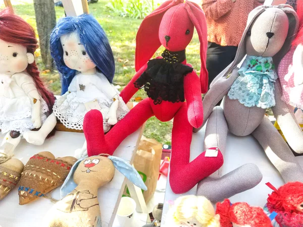 Boneca Lembrança Feita Tecido Feito Mão Brinquedo Infantil Fabricação Artesanato — Fotografia de Stock
