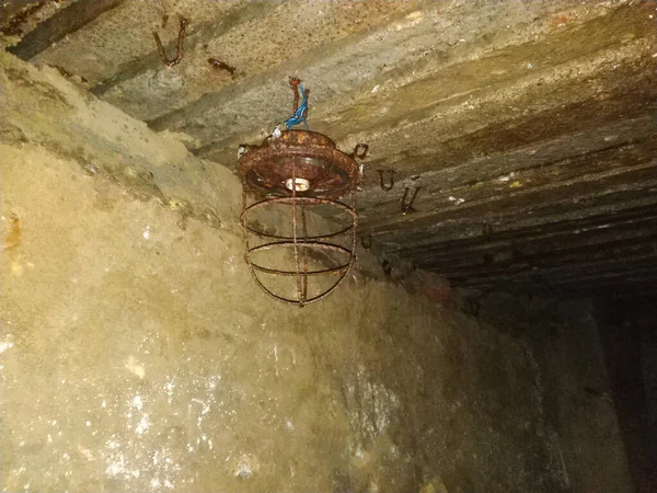 Bajada Catacumba Mazmorra Vista Túnel Que Desciende Secretos Katakomb Odessa — Foto de Stock